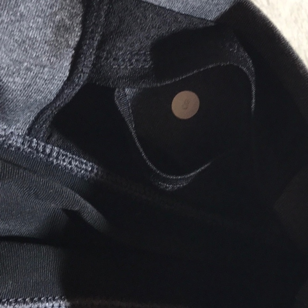 Vintage! LULULEMON Astro Wunder Under Crop - Picture 10 of 14